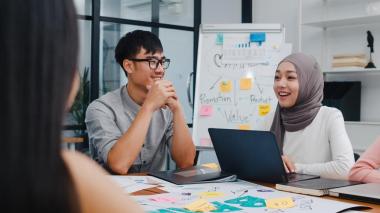 Ide Promosi Kreatif Lewat Chatbot: Menarik Perhatian Sejak Pesan Pertama
